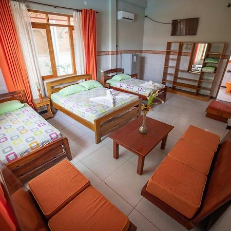 Hotel Takana Rurrenabaque Ngoại thất bức ảnh